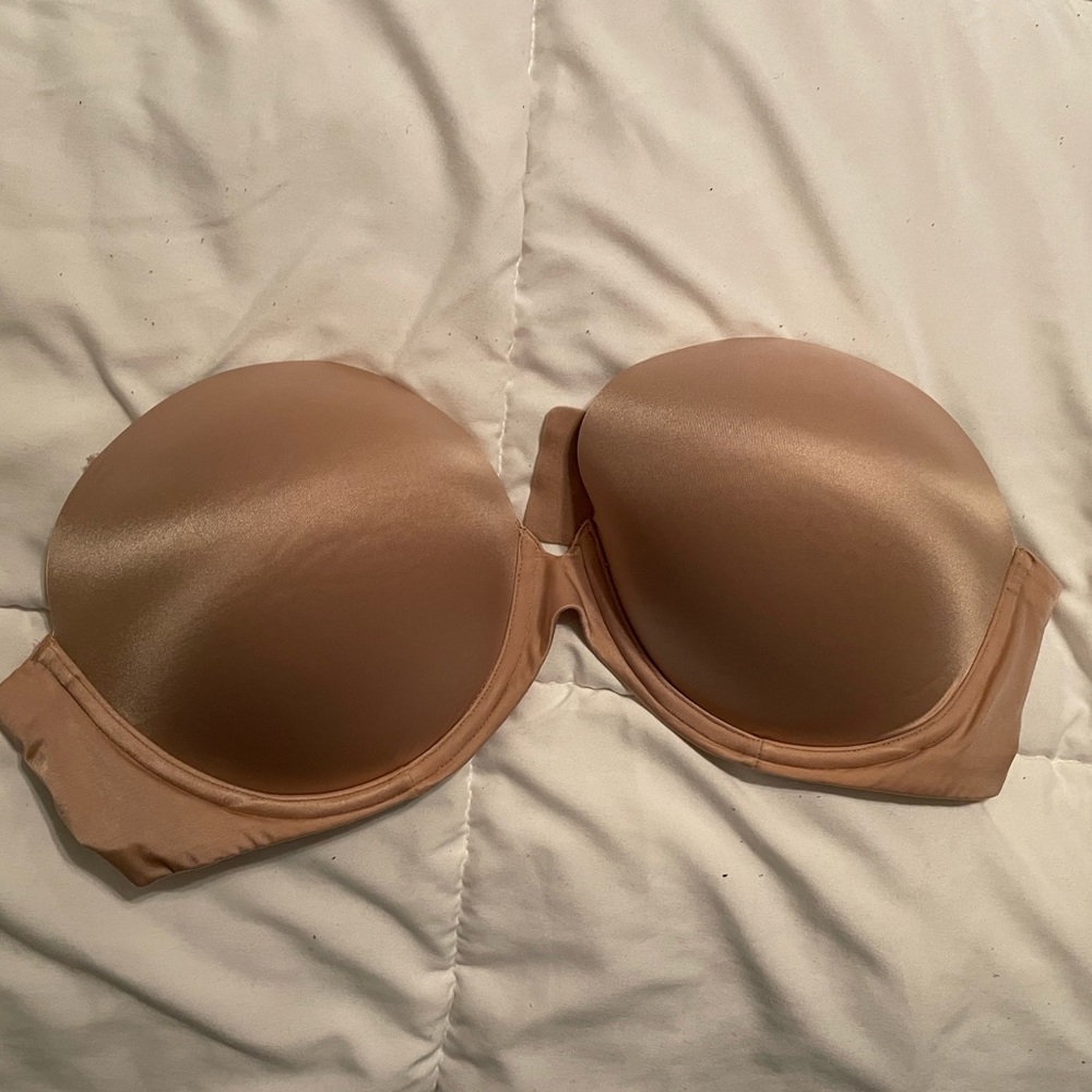 Victoria’s Secret push-up strapless bra